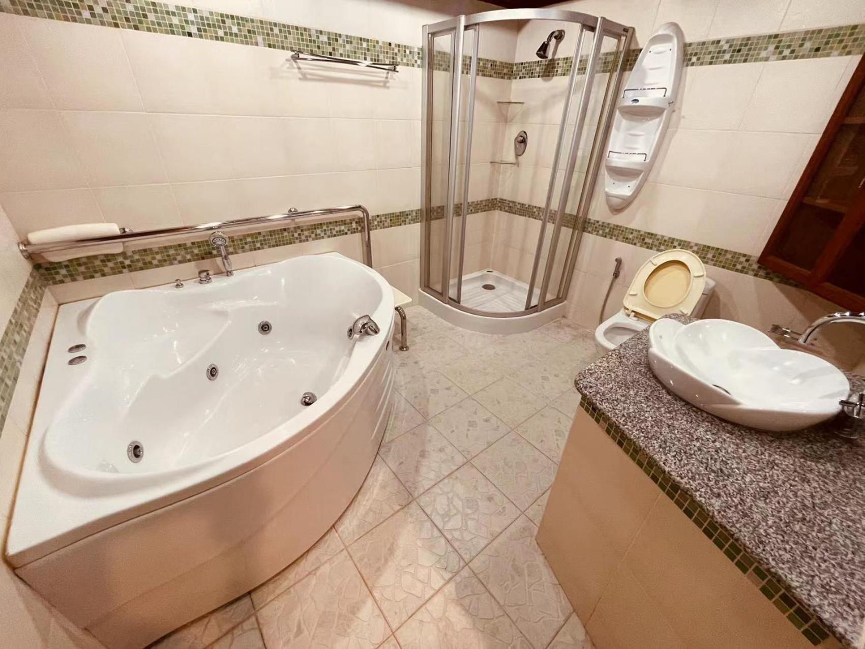 Phoenix Golf 10 Badroom Pool Villa Ban Huai Yai Exterior photo